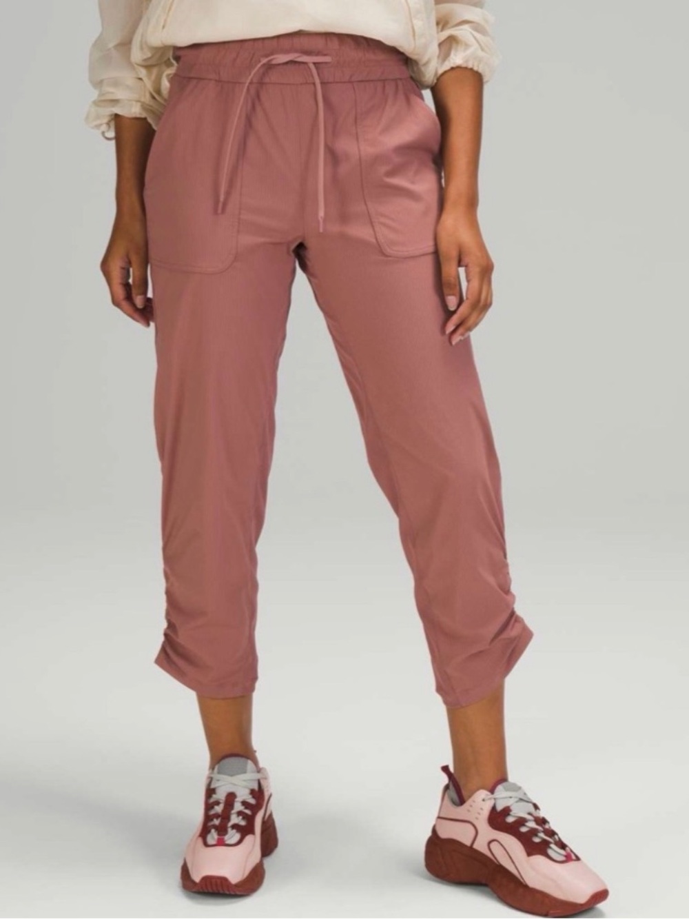 Lululemon Spiced Chai Beyond the Studio Crop - Size 18